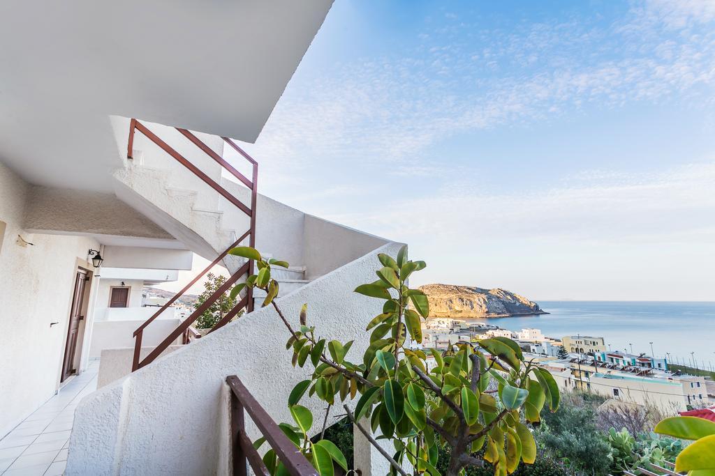 Yiannis Ηotel Foiníkion Exteriör bild