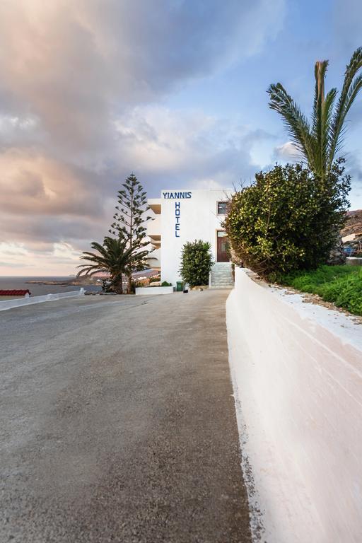 Yiannis Ηotel Foiníkion Exteriör bild